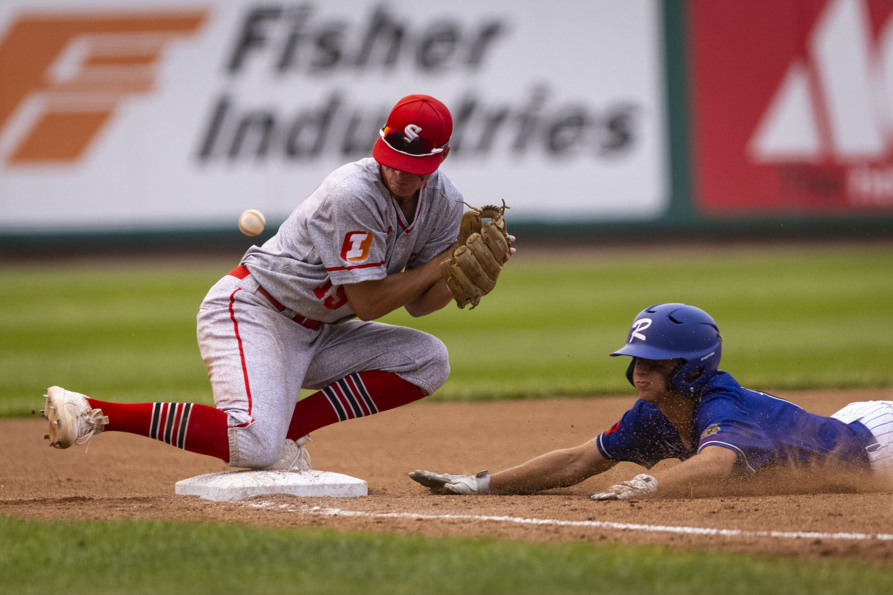 Scarlets vs. Royals